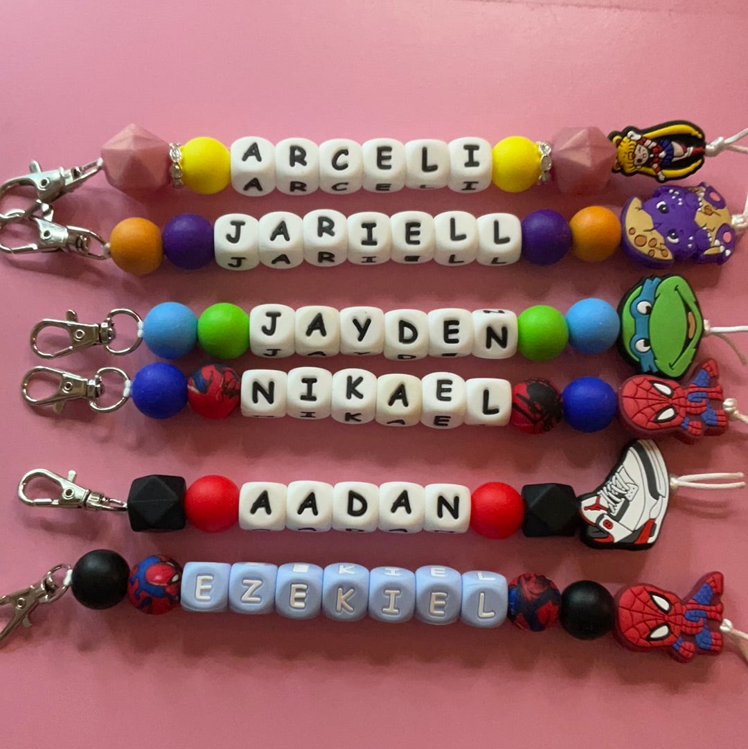 Zipper pulls